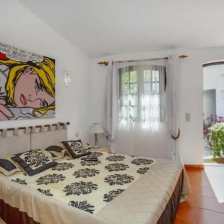 Casa Edmundo Em