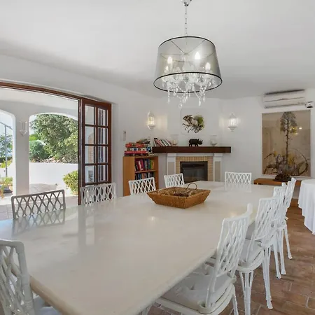 Holiday home Casa Edmundo Em *